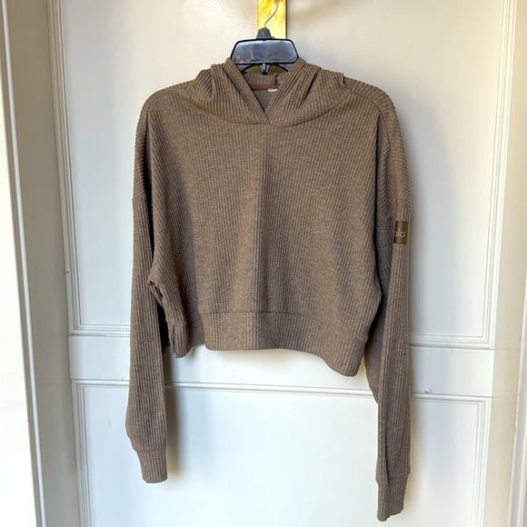 ALO Muse Hoodie Cropped Soft Ribbed Relaxed Tan Gravel Heather Small Medium - Picture 2 of 7
